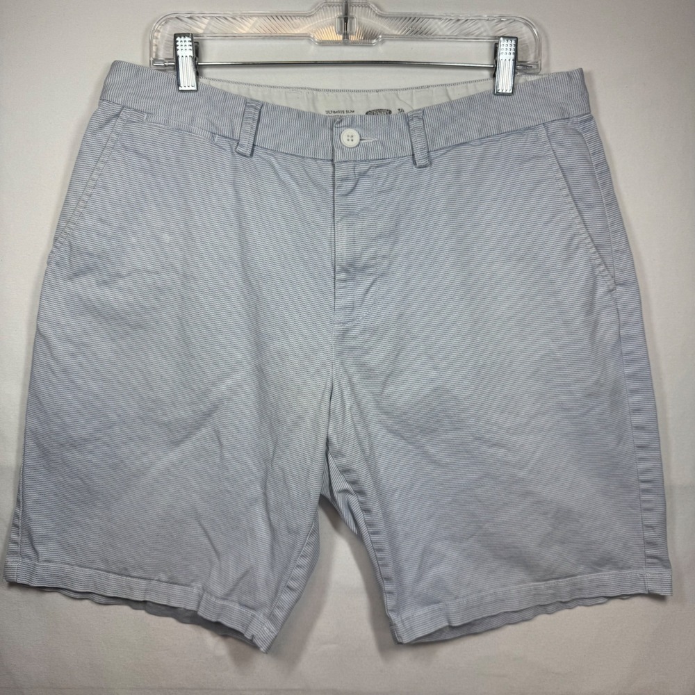 Old Navy Ultimate Slim Mens Shorts Blue White Striped Casual Size 34